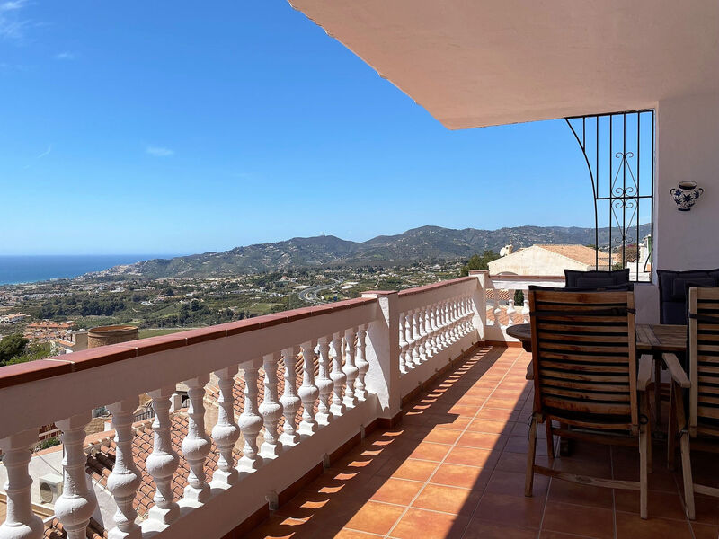 Capuchinos 85 San Juan Capistrano by Casasol