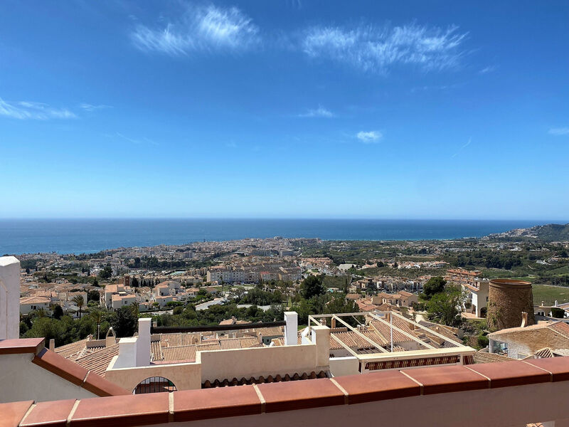 Capuchinos 85 San Juan Capistrano by Casasol