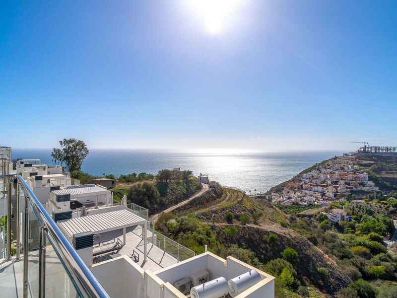 Penthouse Balcon del Mar Deluxe 1 by Casasol
