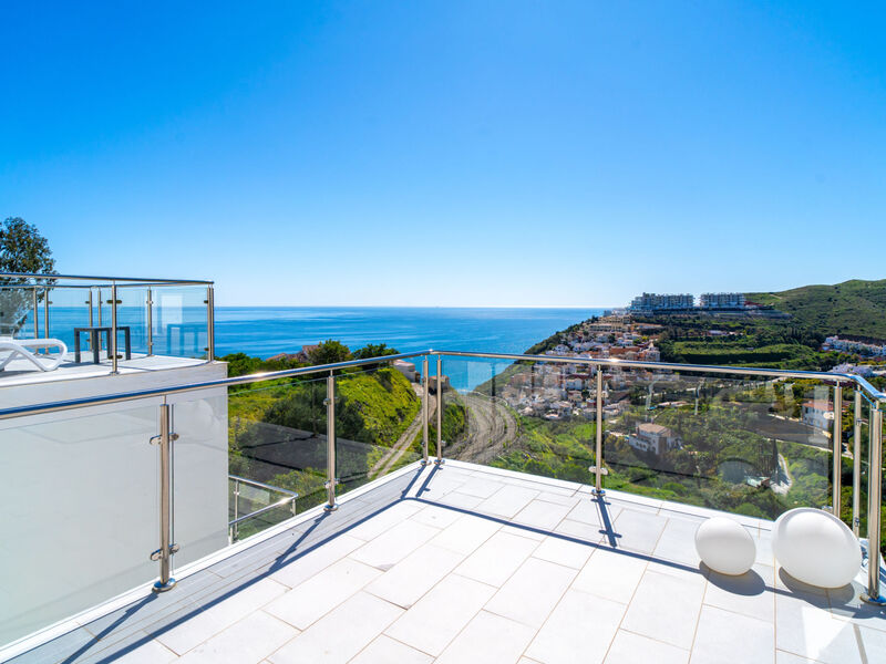 Penthouse Balcon del Mar 123 by Casasol