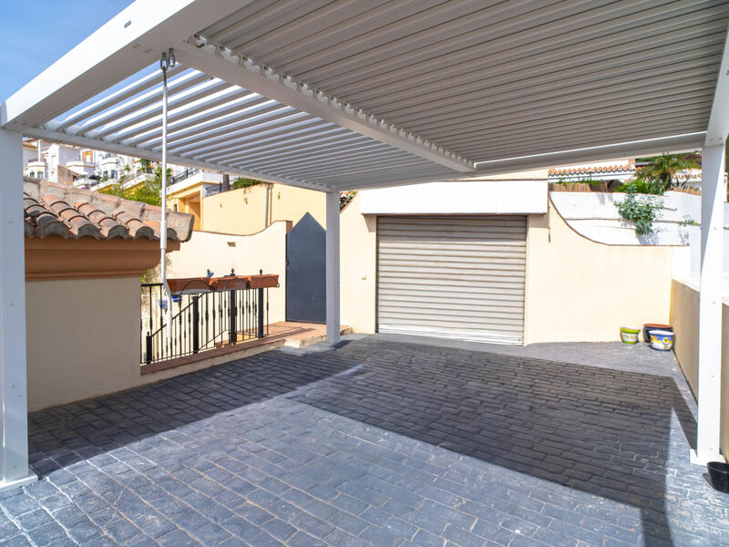 Vila Punta Lara 15 by Casasol