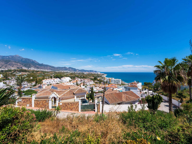 Vila Punta Lara 15 by Casasol