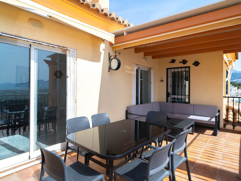 Vila Punta Lara 15 by Casasol