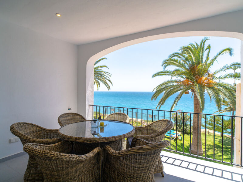Tuhillo E1 Luxury Seaview by Casasol