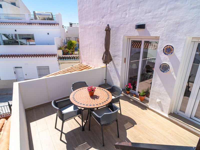 Casa Alegre by Casasol