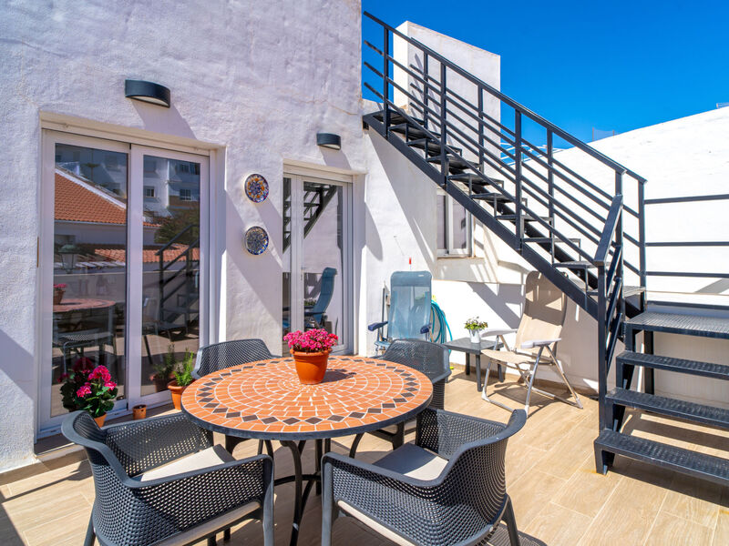 Casa Alegre by Casasol