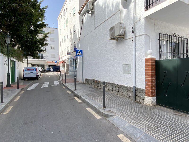 Casa Los Tejares by Casasol