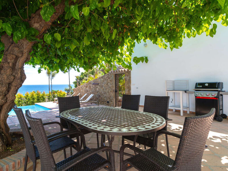 Vila Lorca Vista Mar by Casasol
