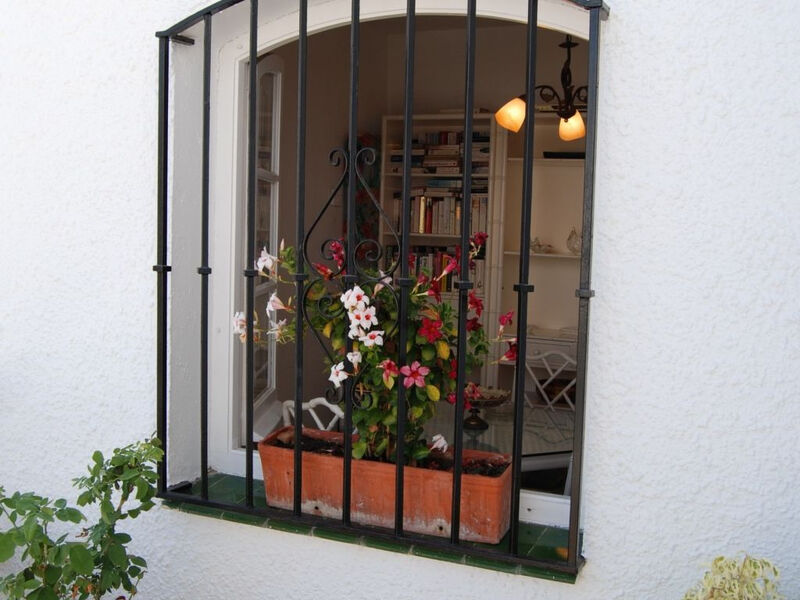 Los Pinos 25 Villas by Casasol