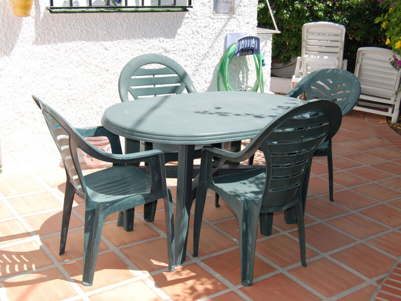 Los Pinos 25 Villas by Casasol
