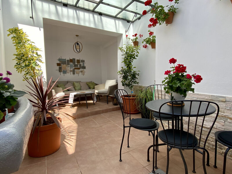 Casa Animas Centro by Casasol