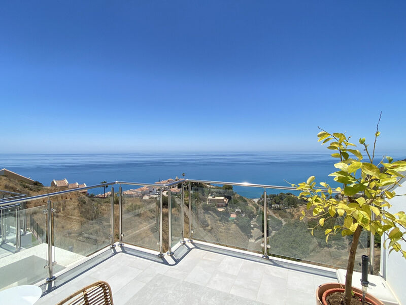 Terrazas de Ladera Duplex 5 by Casasol