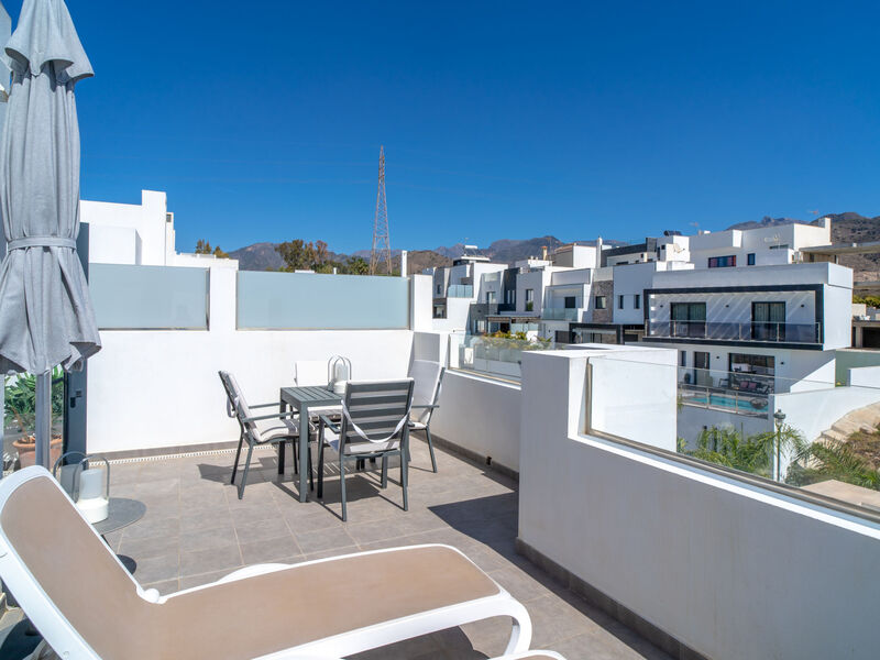 Vila Premium Los Mangos by Casasol
