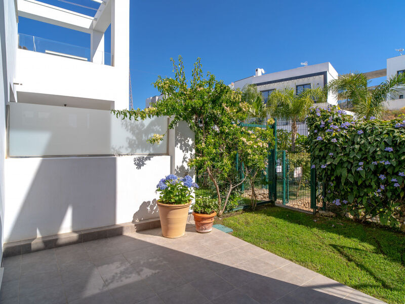 Vila Premium Los Mangos by Casasol