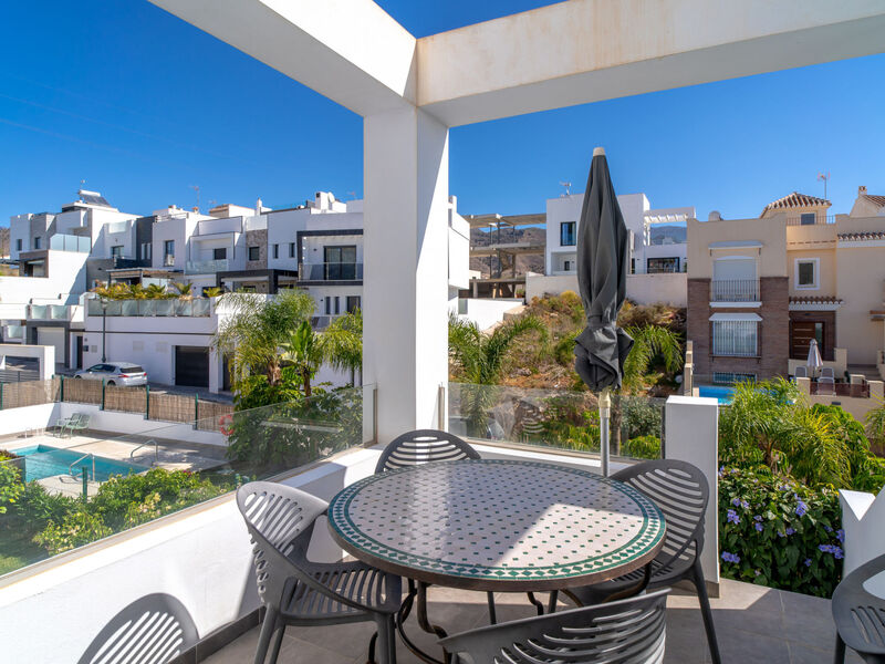 Vila Premium Los Mangos by Casasol