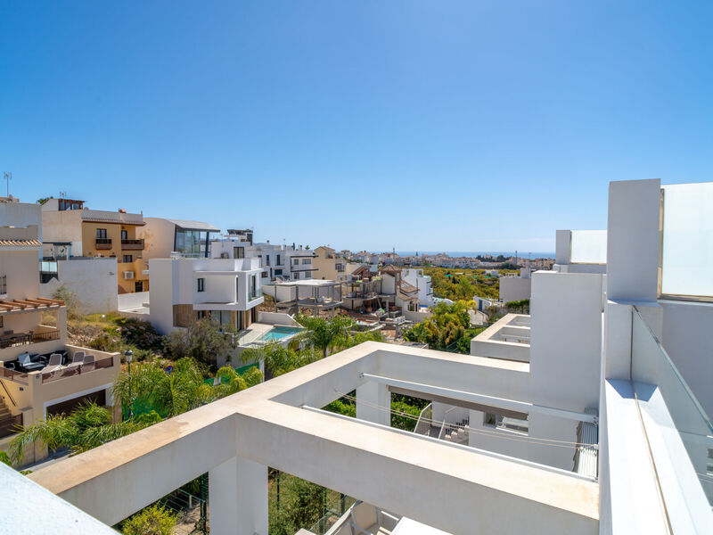 Vila Premium Los Mangos by Casasol