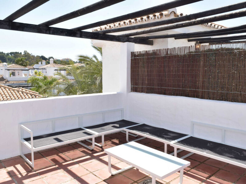 Ático dúplex-Urbanización Los Naranjos