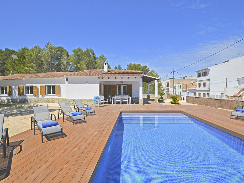 Pinocha (Villa Anglessos)