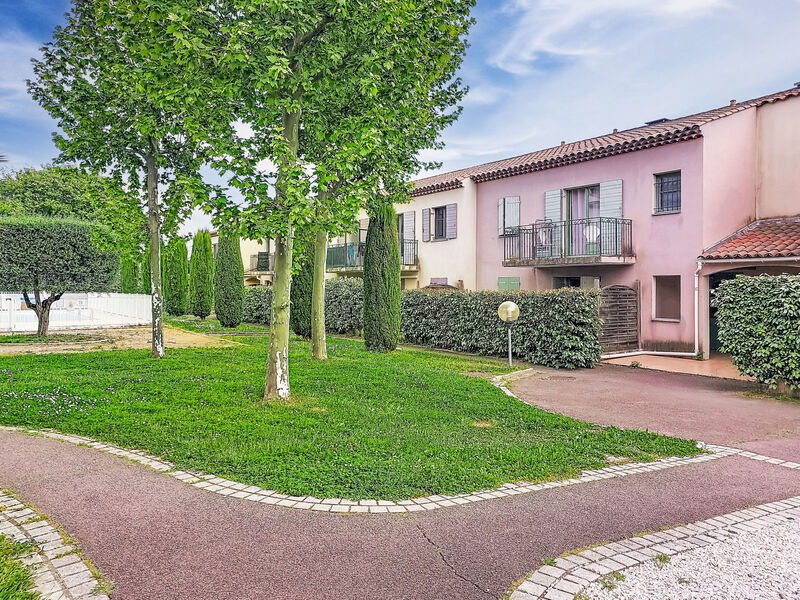 Les Bastides