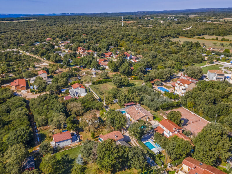 Vila Lona