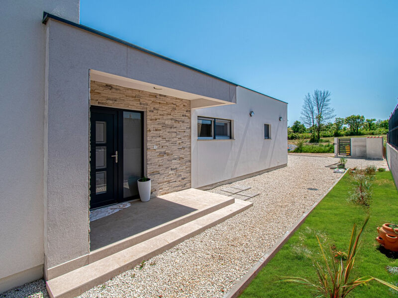 Vila Leny