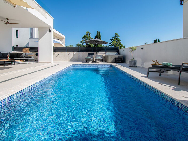 Vila Nini House