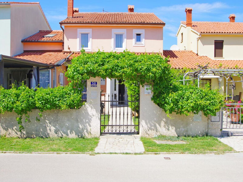 Holiday apartment Lana, Banjole