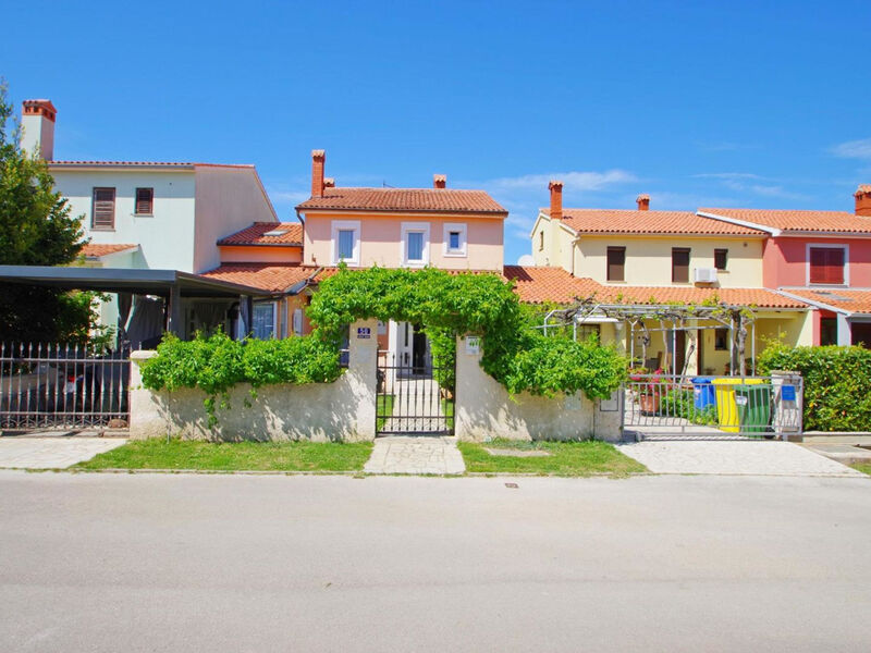 Holiday apartment Lana, Banjole