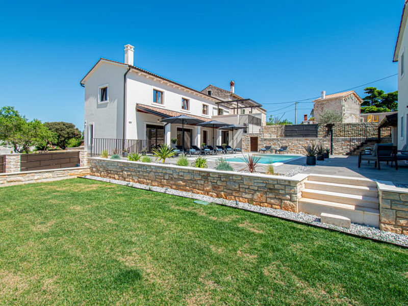 Vila Sirola