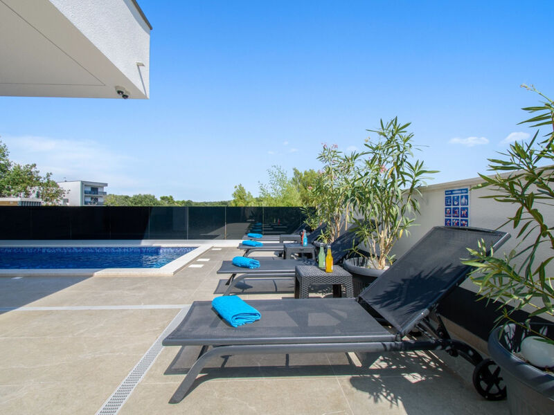 Vila Adina
