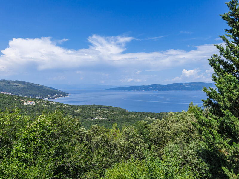 Lado Mediterraneo