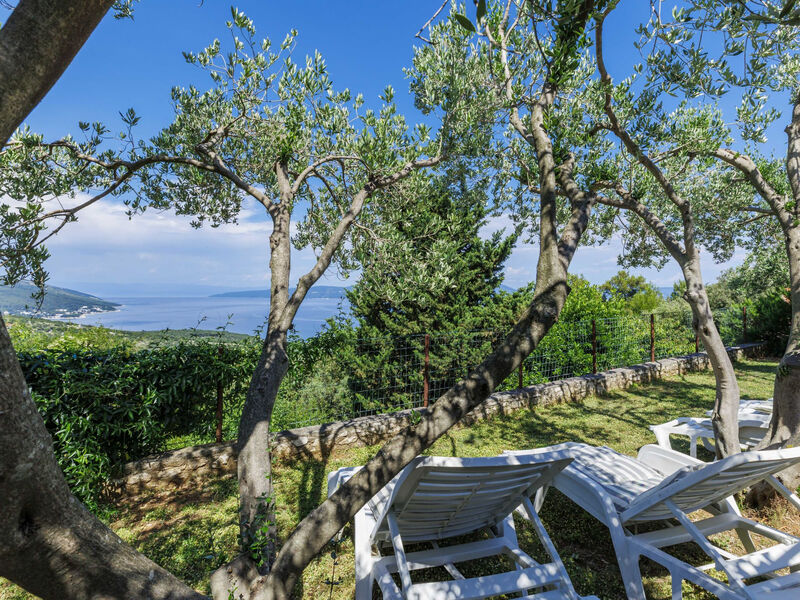 Lado Mediterraneo