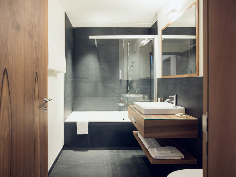 OVERLOOK Lodge by CERVO Zermatt, (Zermatt),