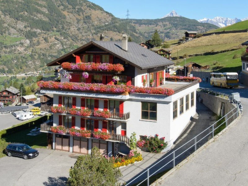 Schmiedstube 420, (Grächen),