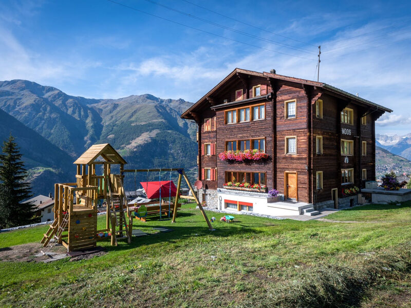 Chalet Ferienwohnungen Schwalbennest Moos Grächen, (Grächen),
