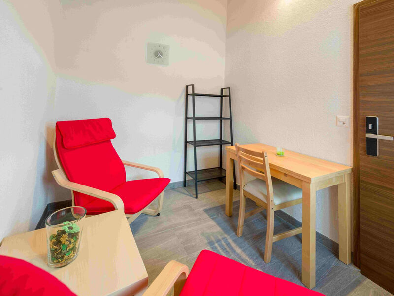 Lunic, AZapartments.ch, B&B, (Grächen), 1057