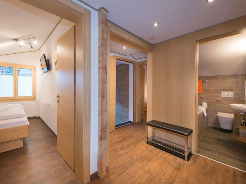 Lunic, AZapartments.ch, B&B, (Grächen), 1057