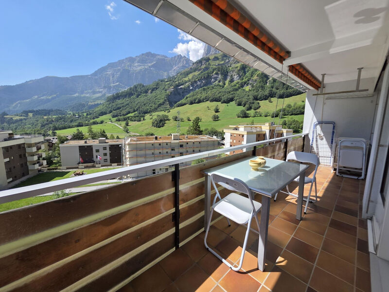 Domino 42 # 4-bed apartment, Dusche, WC 4-bed apartment, Dusche, WC