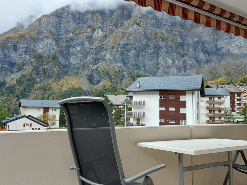 Floralp 5 # 4-bed apartment, Bad, WC 4-Bettwohnung, Bad, WC