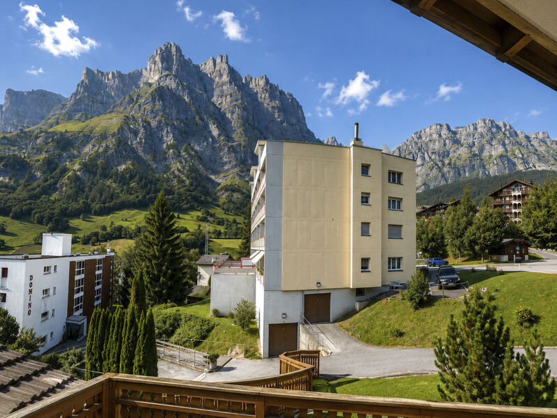 Residenz Darianne Leukerbad # 6-bed apartment, Dusche und Bad, WC
