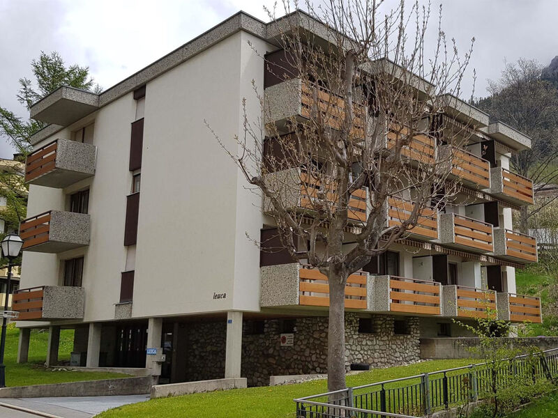 Leuca 11 # 2-bed apartment, Bad, WC 2-Bettwohnung, Bad, WC