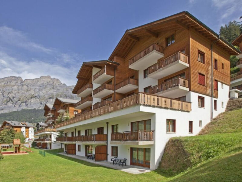 Les Naturelles B 306 # 6-bed apartment, Dusche und Bad, WC