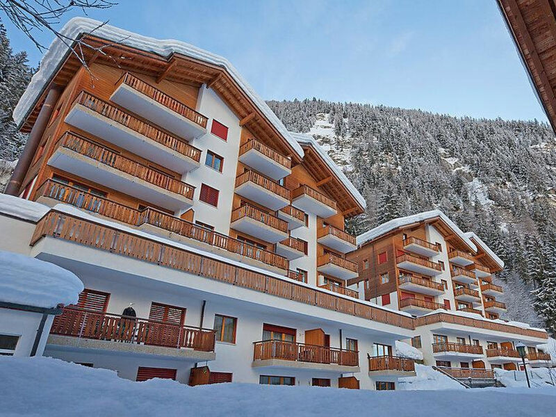 Les Naturelles B 306 # 6-bed apartment, Dusche und Bad, WC