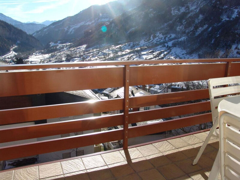 Clabina 19 # 4-bed apartment, Bad, WC 4-Bettwohnung, Bad, WC