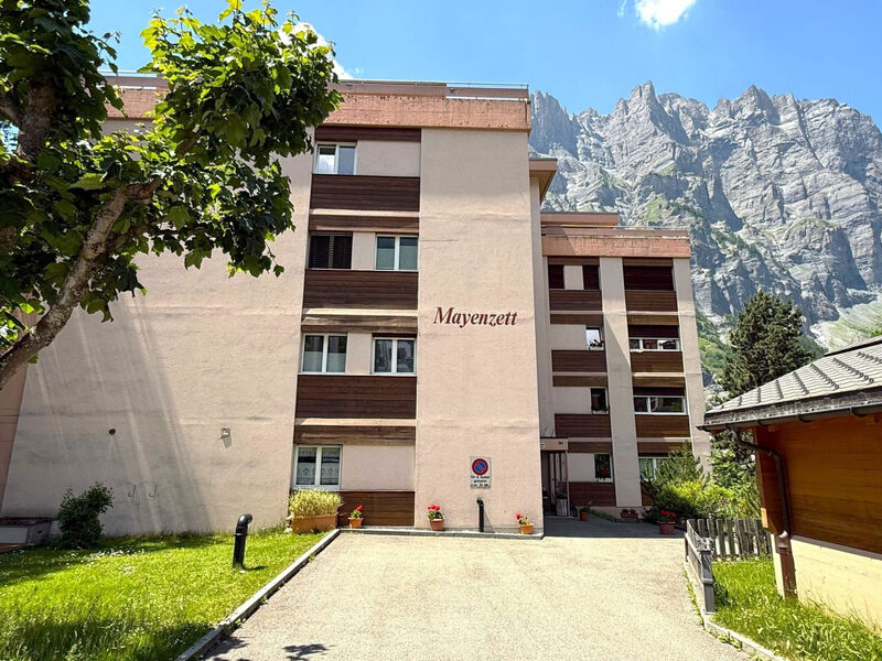 Mayenzett 41 # 4-bed apartment, Bad, WC 4-Bettwohnung, Bad, WC