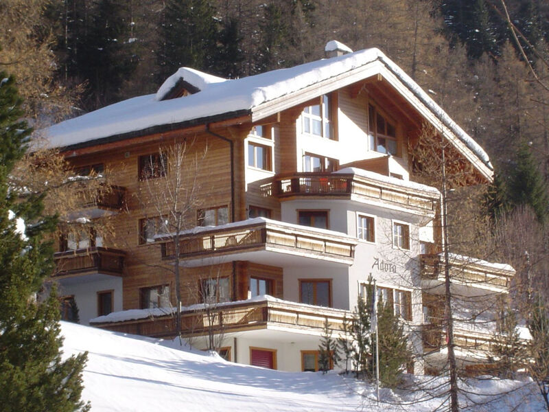 Adora Leukerbad # 6-bed apartment, Bad, WC