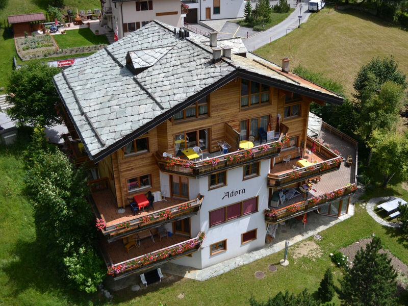 Adora Leukerbad # 4-bed apartment, Bad, WC