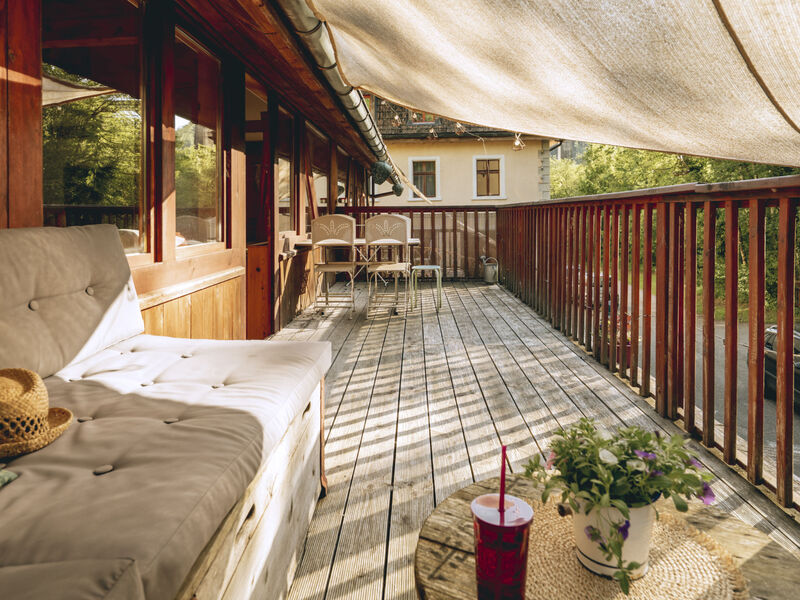 Eco-chalet Bel Oiseau, (St-Ursanne),