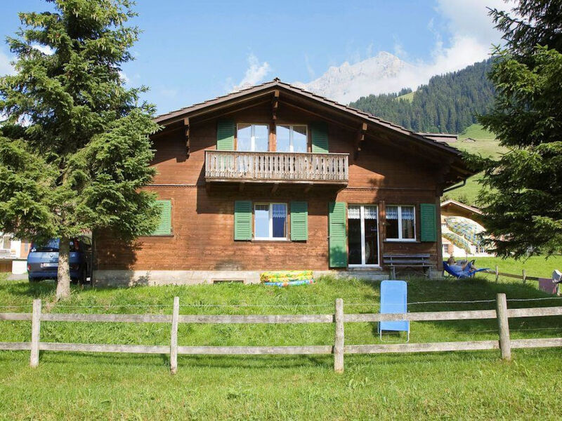 Wildrösli Appartement/Fewo, Bad, WC, 2 Schlafräume 3-Zimmer-Parterrewohnung