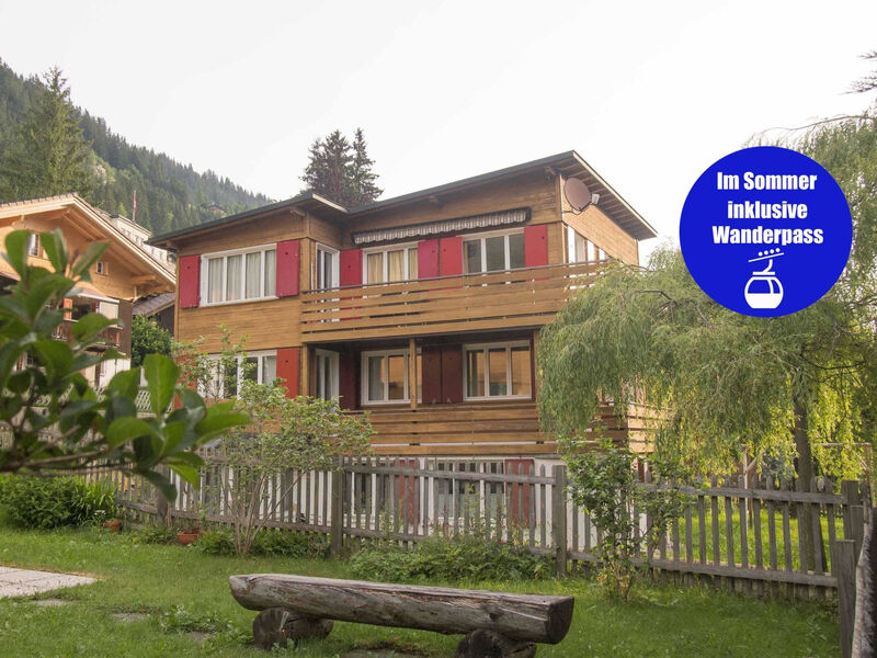 Chalet Azeno OG Appartement/Fewo, Dusche und Badewanne, 2 Schlafräume